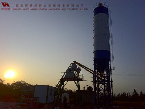 攪拌站HZS35易損件少，維護(hù)簡單，運(yùn)行費(fèi)用低