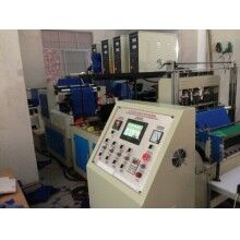 無(wú)紡布內(nèi)褲?rùn)C(jī)